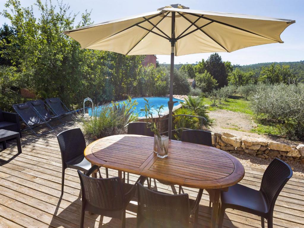 Maison de vacances Detached house with private pool 4 km from the medieval town of Brignoles , 83170 Brignoles