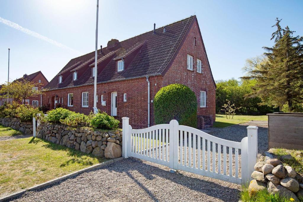 Maison de vacances Die Lieben 7 Am Brünk 26, 25992 List auf Sylt