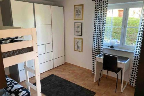 Appartement Die Seeblume - Ferienwohnung mit Pool und Seeblick 14 Kornblumenweg Bodman-Ludwigshafen