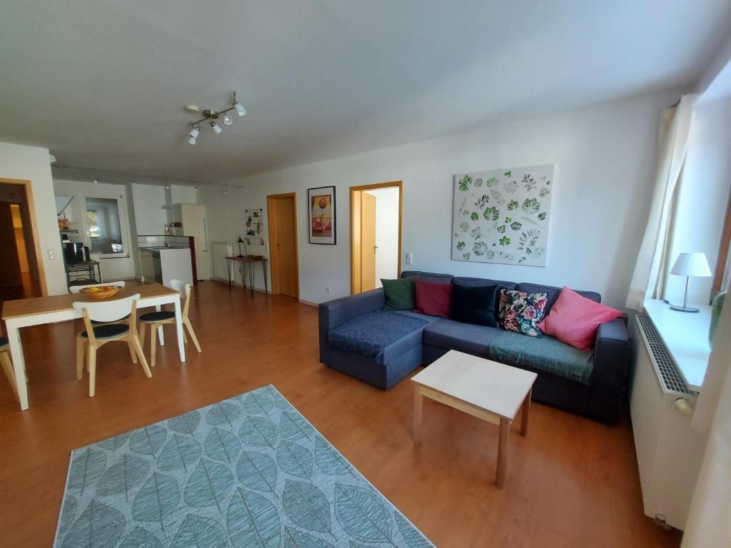 Appartement Die Tür ins Grüne Zum Eichbach 2A, 57319 Bad Berleburg