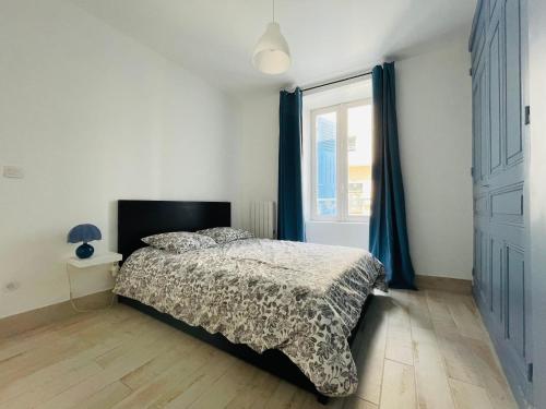 DnN - Modern chic 1BR # minutes to center Thiers # Wifi, free Netflix and Parking Thiers france