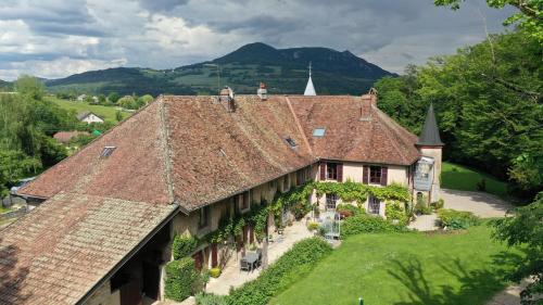 Domaine de Bellevue Gîte du Mont Begon Marnoz france