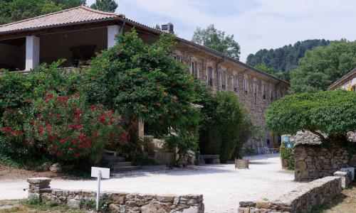 Hôtel Domaine de l'Eau Vive Le Roubreau Largentière