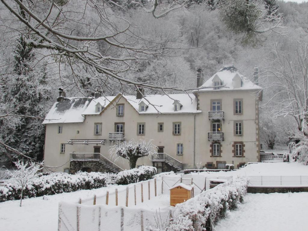 Maison d'hôtes Domaine de la Jordanne - B&B Lieu-dit Le Perrier, 15590 Saint-Cirgues-de-Jordanne