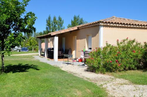 Camping Domaine des Garrigues Serre de Brujas 614 route de Comps Grospierres