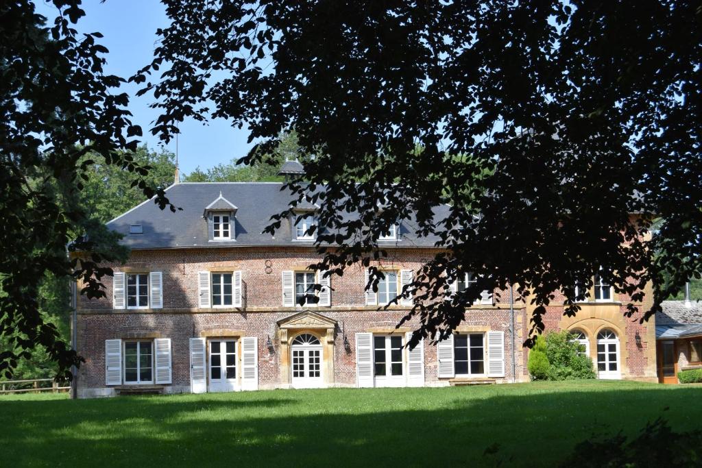 Maison de vacances Domaine Des Loches **** Château des Loches, 08430 Mazerny