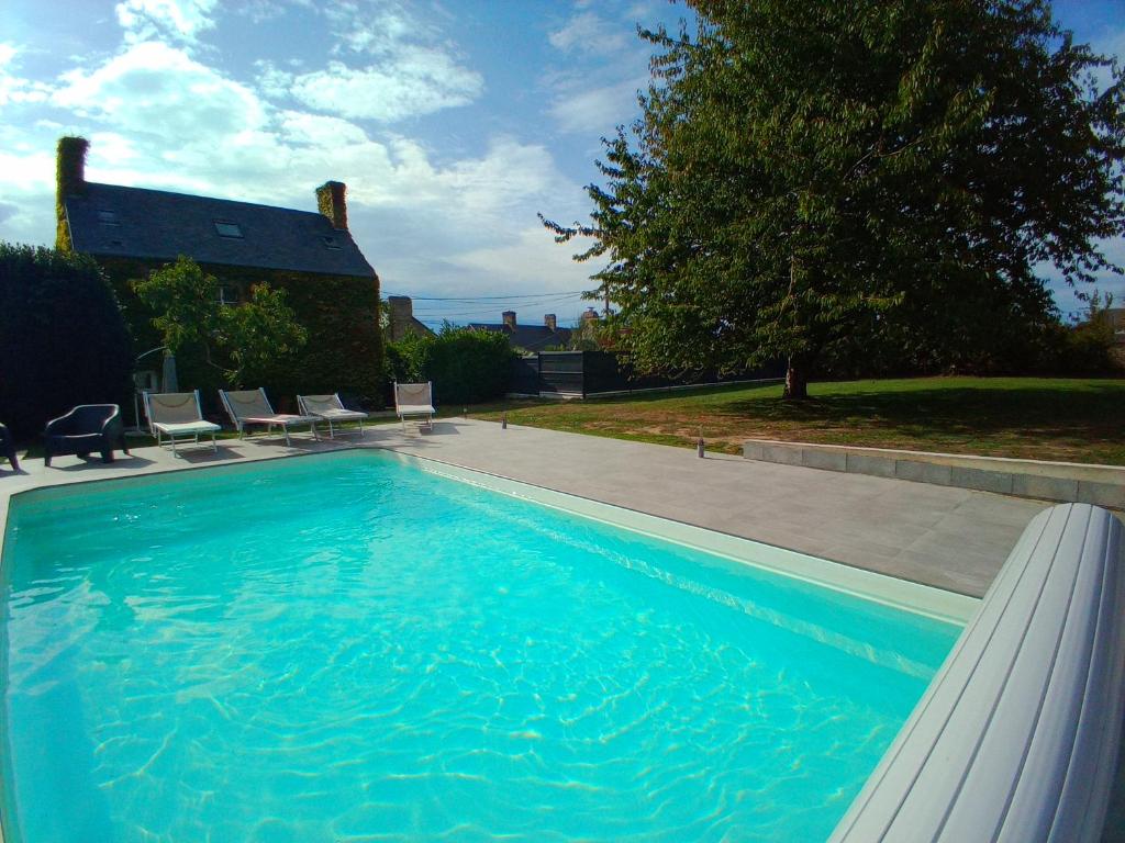 Maison de vacances DOMAINE DES TISSEYS vue sur le Mont St Michel 25 Rue de la Halte, 50530 Dragey-Ronthon