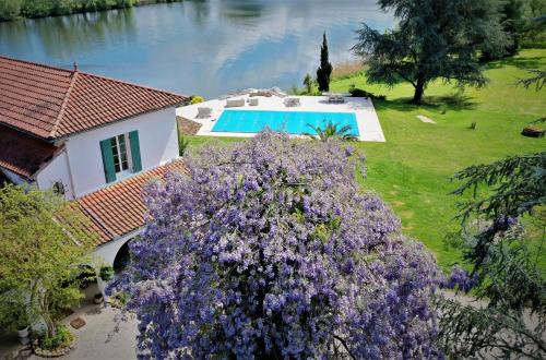 B&B / Chambre d'hôtes Domaine du Beau Rivage Griffoul Le Temple-sur-Lot