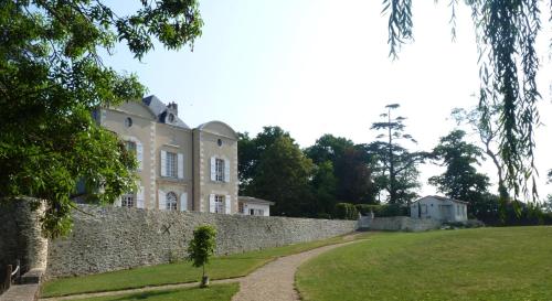 B&B / Chambre d'hôtes Domaine du Chêne Crucy Le Chêne Liré