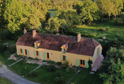 Séjour chez l'habitant Domaine du Grand Chêne Lieu-dit l'Epine 6 route de l'Epine Pouzy-Mésangy