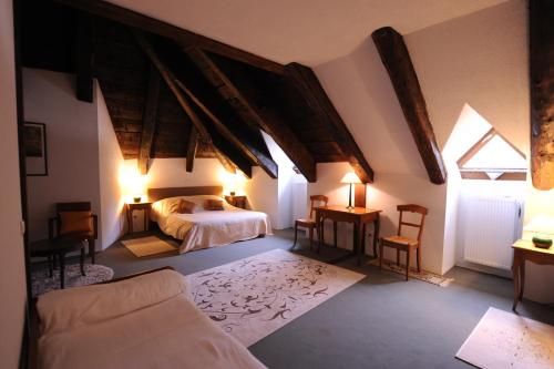 Domaine du Lac Ferrand Saint-Cirgues-en-Montagne france