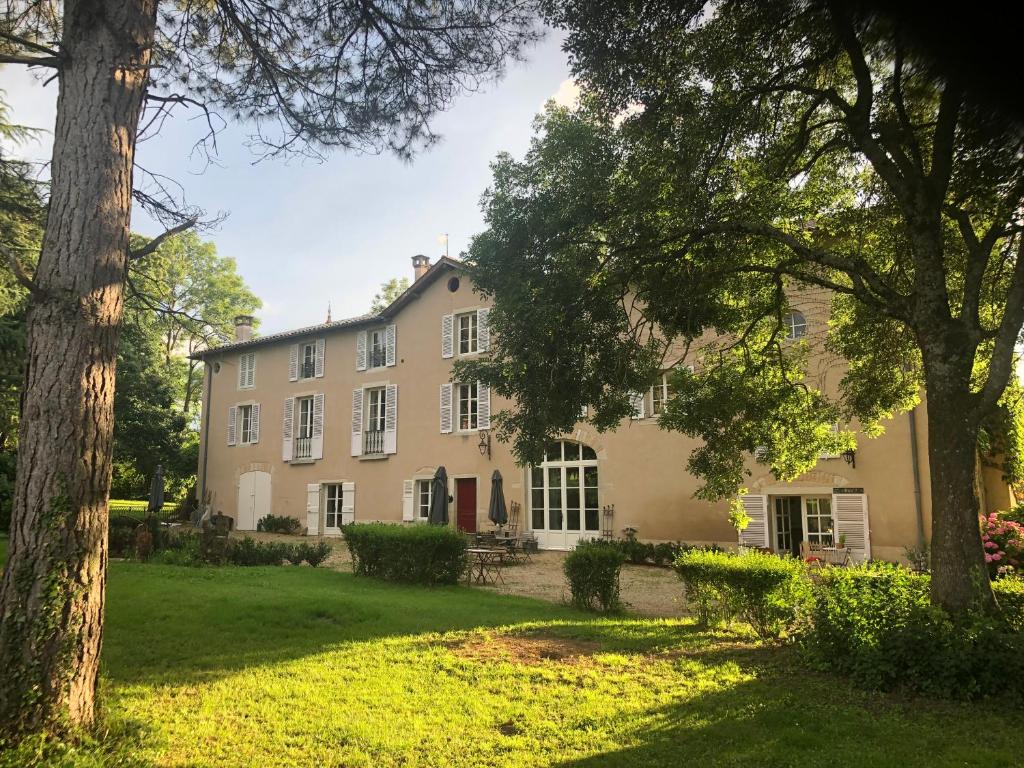 B&B / Chambre d'hôtes Domaine en Reynouse 252 impasse Reynouse, 71960 Pierreclos