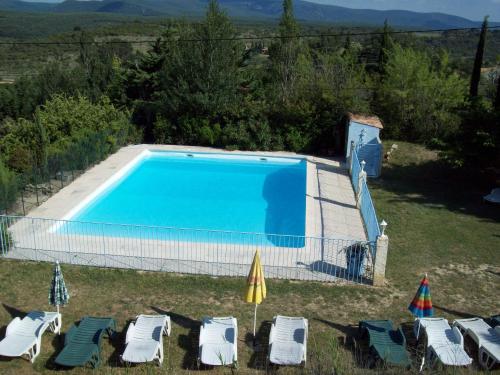 Maisons de vacances Domaine La Fontaine Du Cade La Fontaine Du Cade Lagorce