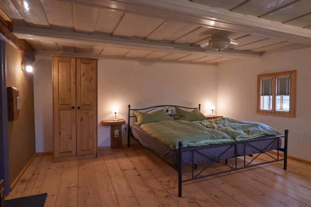 Maison d'hôtes Doppelzimmer Dora Oberlausitzer Hof 3 Am Hang, 02794 Leutersdorf