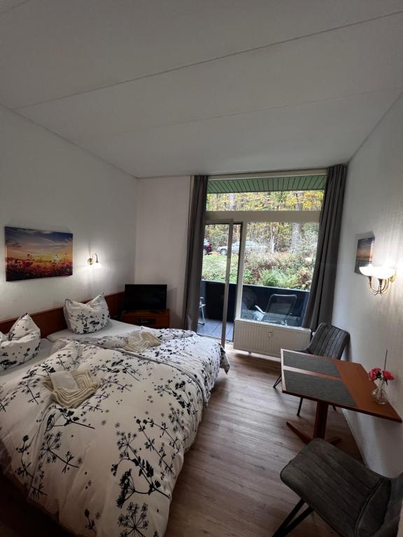 Appartements Doppelzimmer Naturblick im Herzen von Bad Harzburg 18 Kurhausstraße, 38667 Bad Harzburg