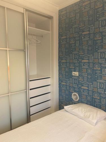 Séjour chez l'habitant Double room&comfortable&Lisbon&Cascais&beach&pool 7 Rua dos Lilazes Caxias