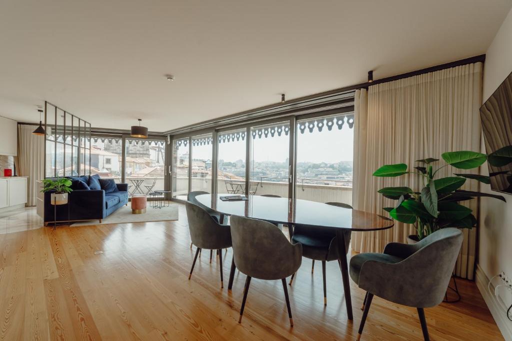 Appartement Downtown Penthouse With River View Rua Mouzinho da Silveira, 65, 4050-420 Porto