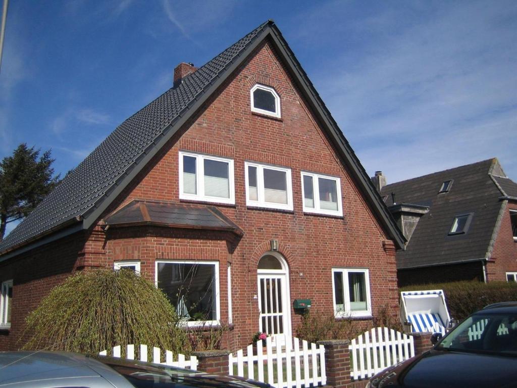 Appartement Dr-Ross-Str-14-Schulzes-Hues-3-EG-Bungalow Dr. Ross Str.  14, 25980 Westerland