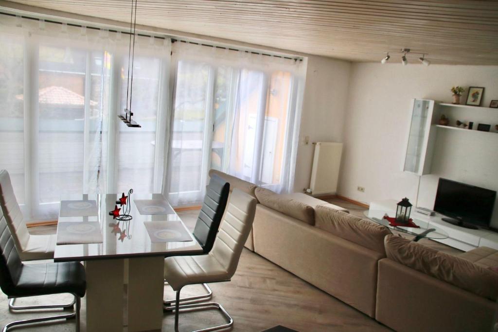 Appartement Drei-Laendereck Schulstr. 23, 78247 Hilzingen