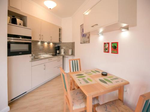 Dünenpark Binz - Komfort Appartement mit 1 Schlafzimmer und Balkon im Dachgeschoss 010 Binz allemagne