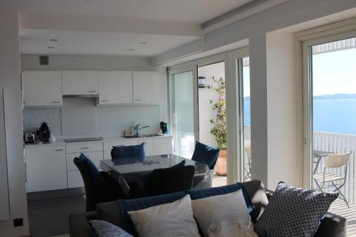 Appartement Duplex cinq étoiles de la Baie de st Tropez le palais de la mer 16 Avenue du Général Leclerc Sainte-Maxime