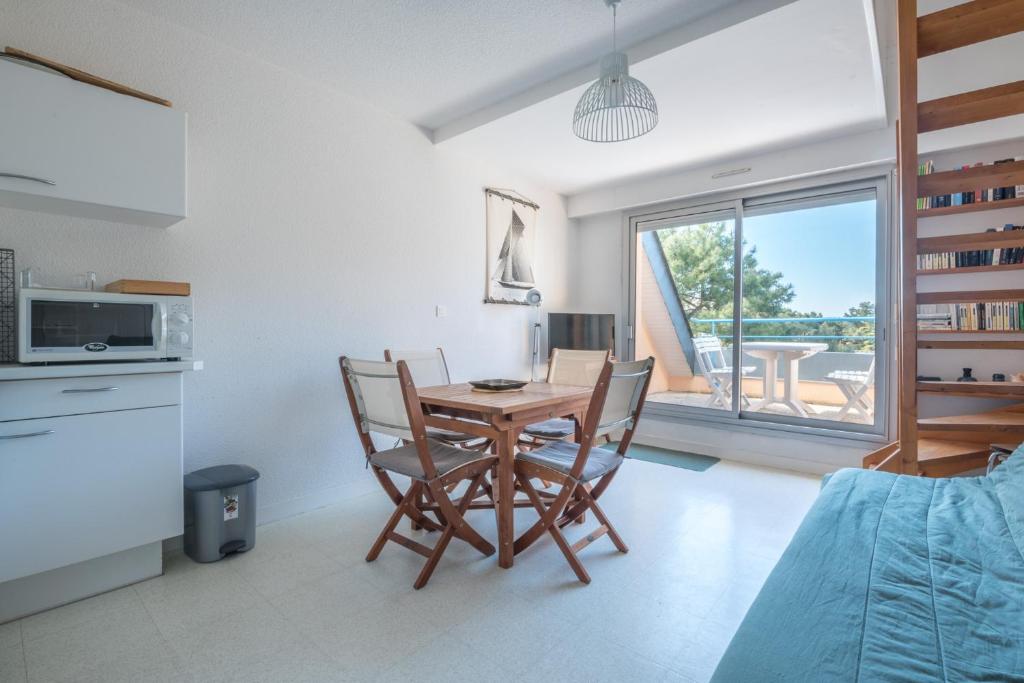 Appartement Duplex confort situé à deux pas de la plage de Bonne source, 139, 44380 Pornichet