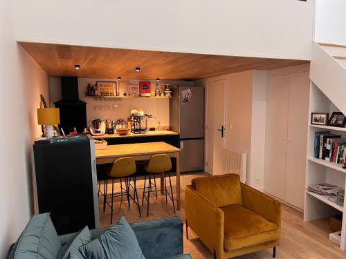 Appartement Duplex refait à neuf 21 Avenue du Cimetière La Rochelle