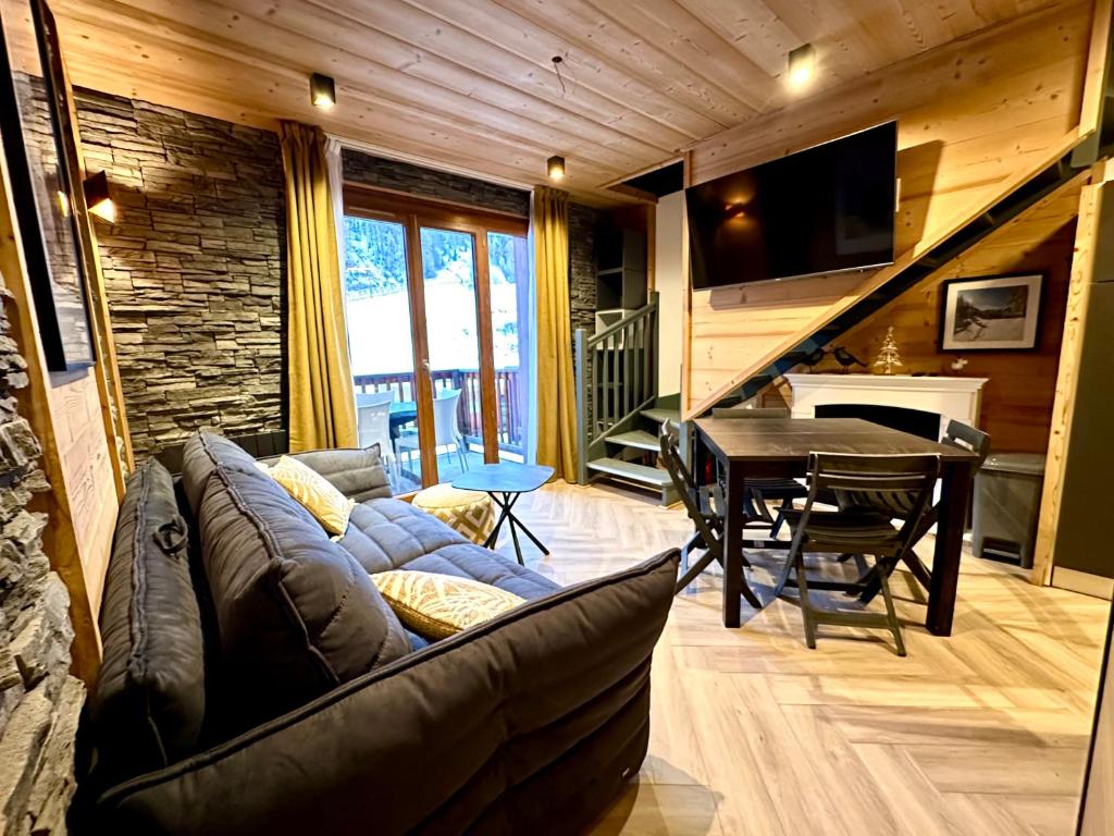 Appartement Duplex rénové - 2 chambres 7 personnes vue pistes 27 Route de Bois Méan, 05200 Les Orres