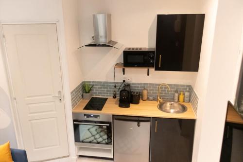 Appartement DUPLEX STUDIO FULLNESS - PROCHE GARE - WiFi 35 Rue Langlès Amiens