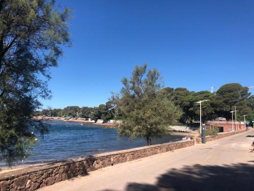 Duplex T3 Boulouris Pieds dans l eau Saint-Raphaël france