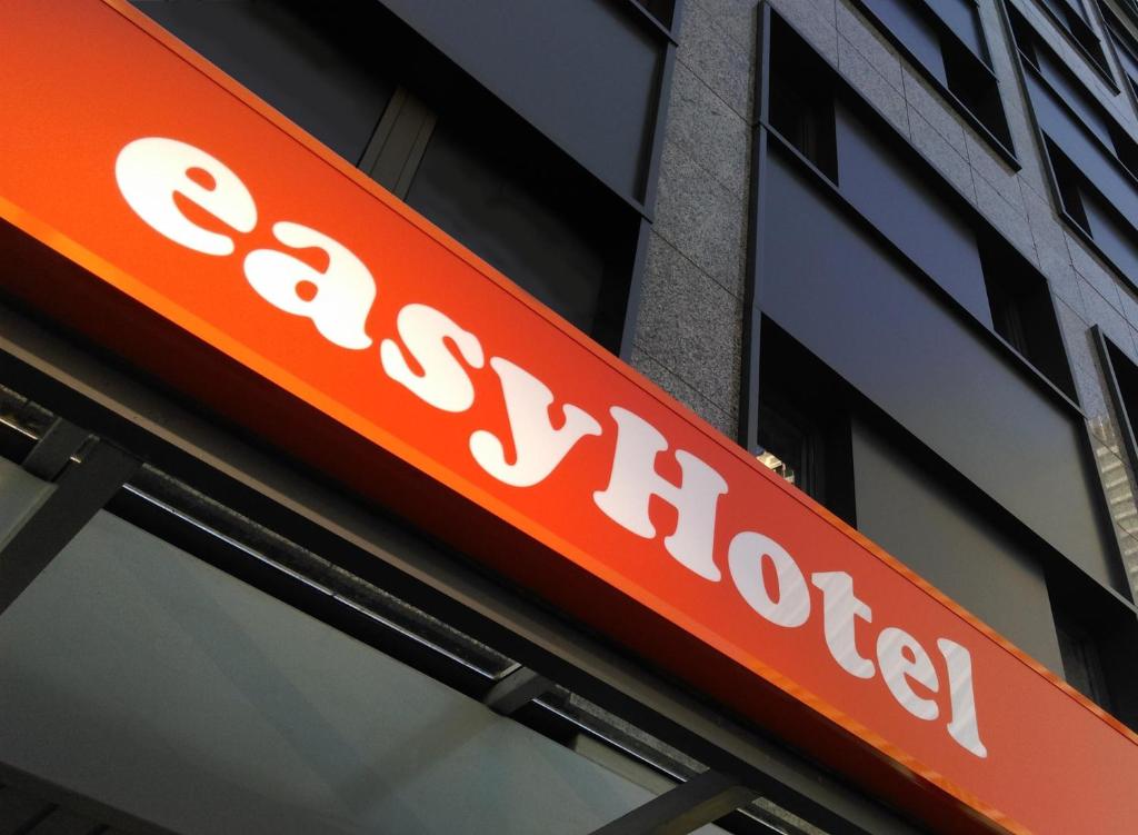Hôtel easyHotel Frankfurt City Center Düsseldorferstrasse 19-23, 60329 Francfort-sur-le-Main