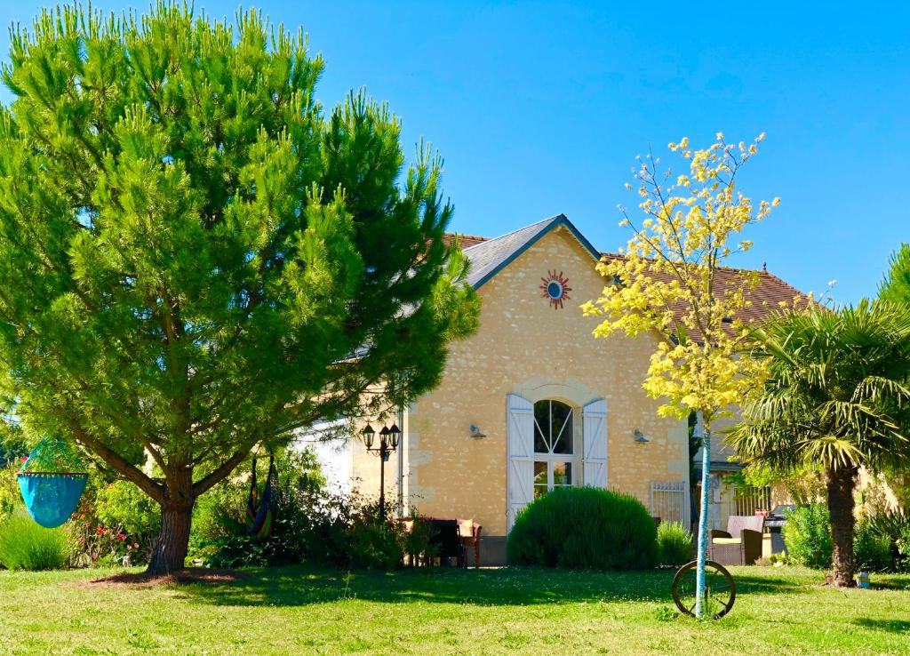 B&B / Chambre d'hôtes Ecole de Mathuna de Marigny Brizay 7 rue auguste Poulin, 86380 Marigny-Brizay