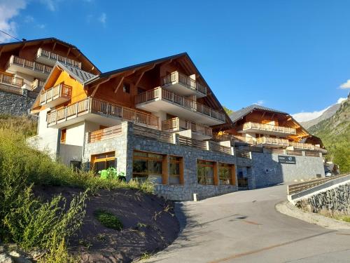 Appartement Edelweiss Vaujany Résidence Edelweiss Chalet C 2ème étage C05 Route des Combes Vaujany