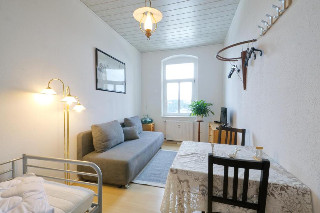 Auberge de jeunesse EF29-Zimmer am Busbahnhof 29 Emil-Finck-Straße 3. Etage, 09456 Annaberg-Buchholz