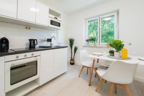 Appartement EG Rechts -Wunderschöne 80m² große 3-Zimmer City Wohnung nähe Salzburg 33 Schulstraße Freilassing