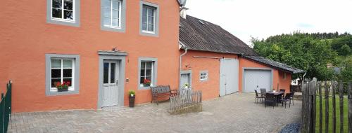 Maison de vacances Eifel Dream Landhaus 3 Schenkelsberg Plütscheid