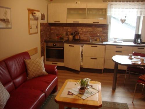 Appartements Eifelferienwohnungen \ Dorfstr. 9 Bereborn