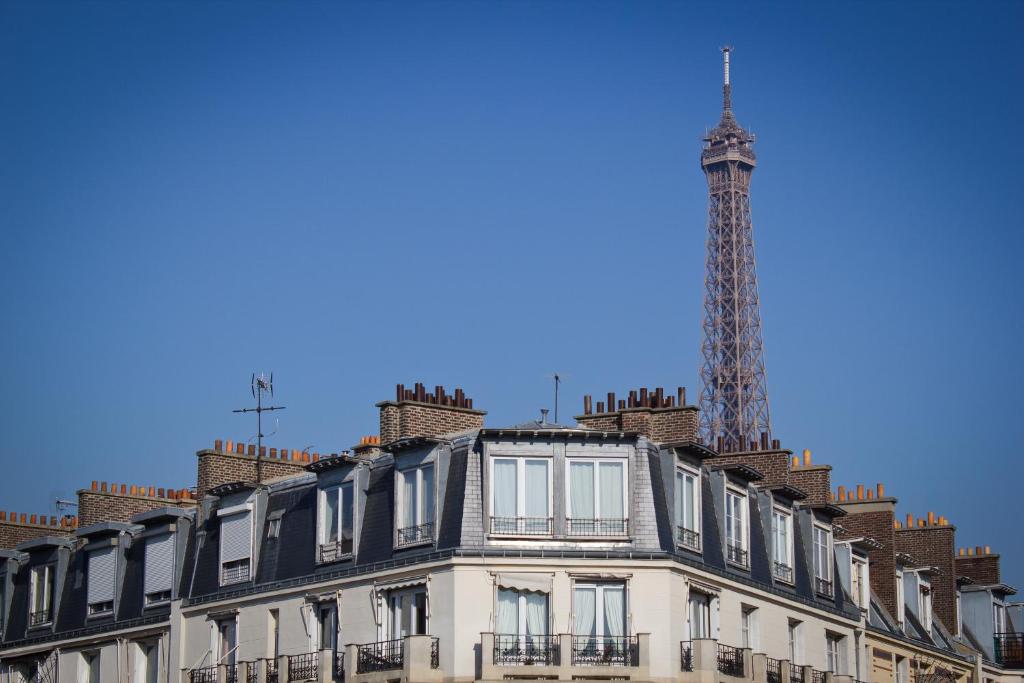 Hôtel Eiffel Petit Louvre 1 Rue De Lourmel, 75015 Paris