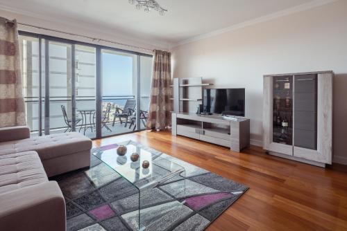 Elegant Apartment with Sea Views by Trip2Portugal Funchal portugal