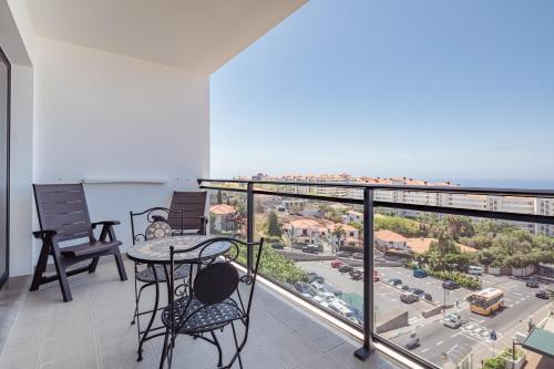 Appartement Elegant Apartment with Sea Views by Trip2Portugal 61 Caminho do Amparo Funchal