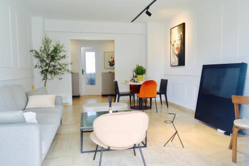 Appartement Elegant & Luminous 2-BR - Antibes City Center 12 bis Boulevard du Président Wilson Antibes