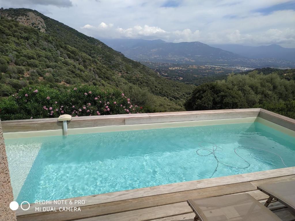 Maison de vacances ELI&LOU avec piscine et voiture lieu dit san andrea, 20167 Alata