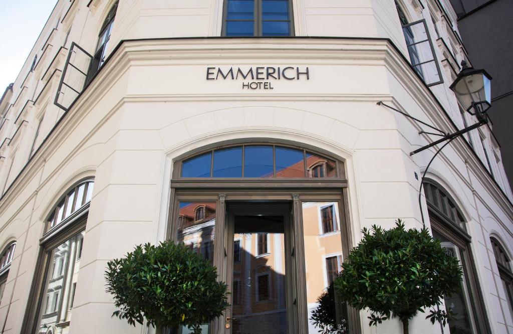 Hôtel Emmerich Hotel Görlitz Untermarkt 1, 02826 Görlitz