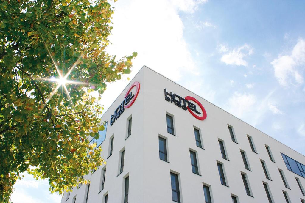 Hôtel enso Hotel Bei der Arena 1, 85053 Ingolstadt