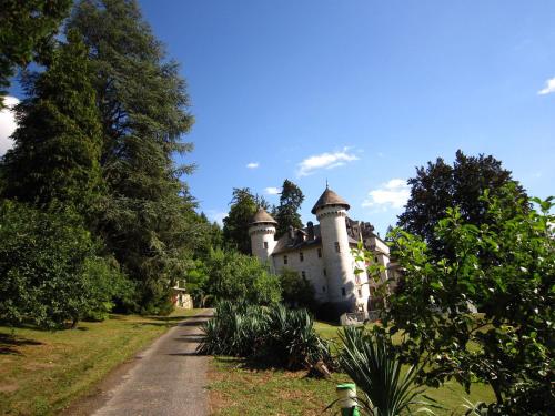 Maison de vacances Enticing Apartment in Castle in Northern Alps near forest  Serrières-en-Chautagne