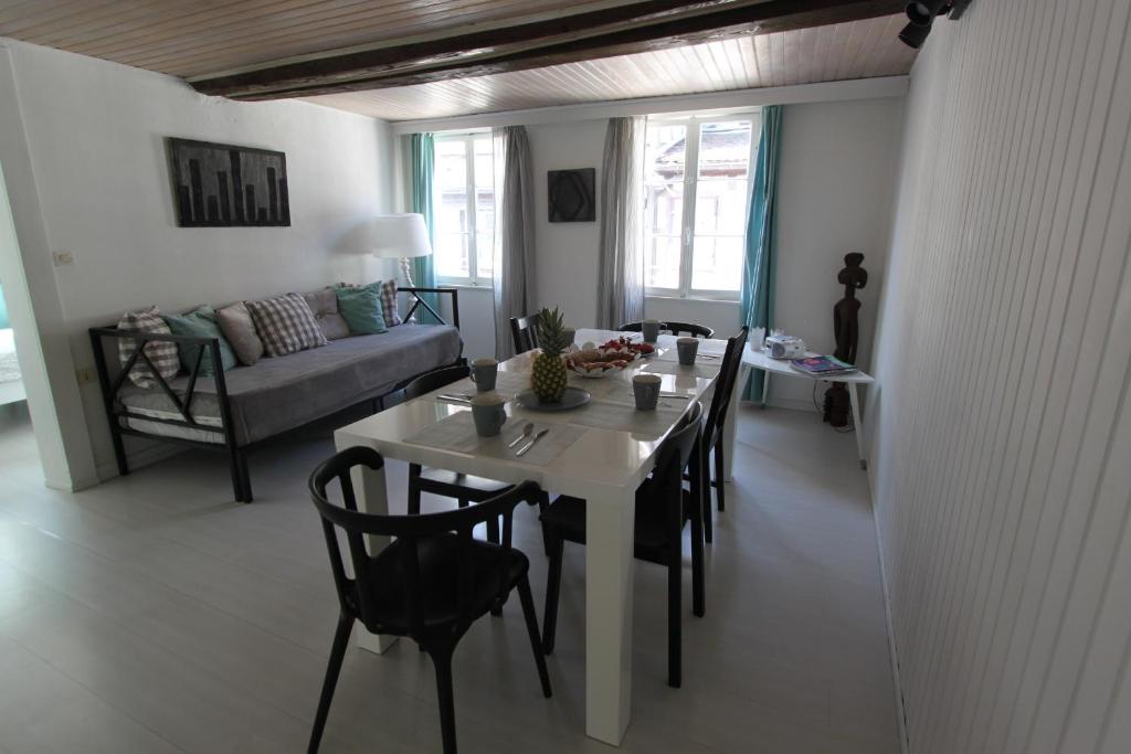 Appartement Entre douceur et délicatesse 5 Petite Rue des Tanneurs, 68000 Colmar