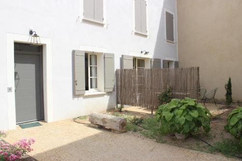 Appartement Entre les sorgues Ardoise 6 Quai Clovis Hugues LʼIsle-sur-la-Sorgue