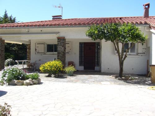 Appartement Entre MEDITERRANEE et PYRENEES, à la port de l'ESPAGNE 27 Rue des Oliviers Sorède