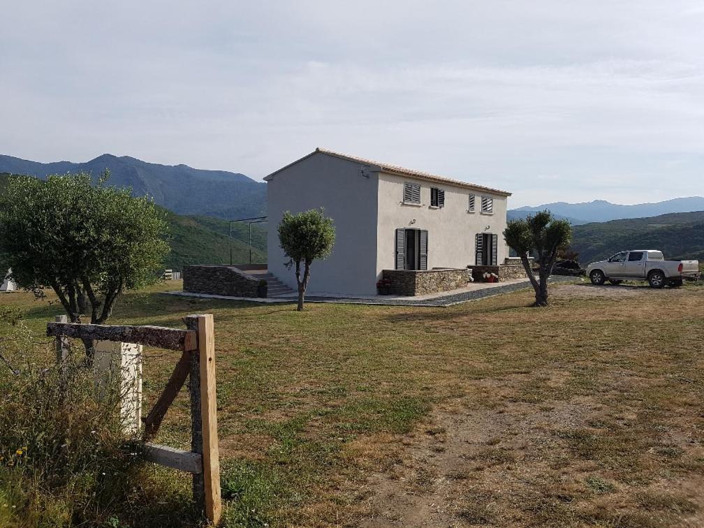 Villa Entre mer et montagne, en plein maquis lieu dit A Menta, route de Murato, 20232 Vallecalle