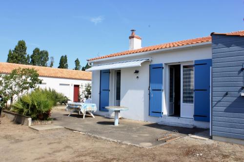 Entre océan et marais salants, cette charmante maison vous attend… Saint-Hilaire-de-Riez france